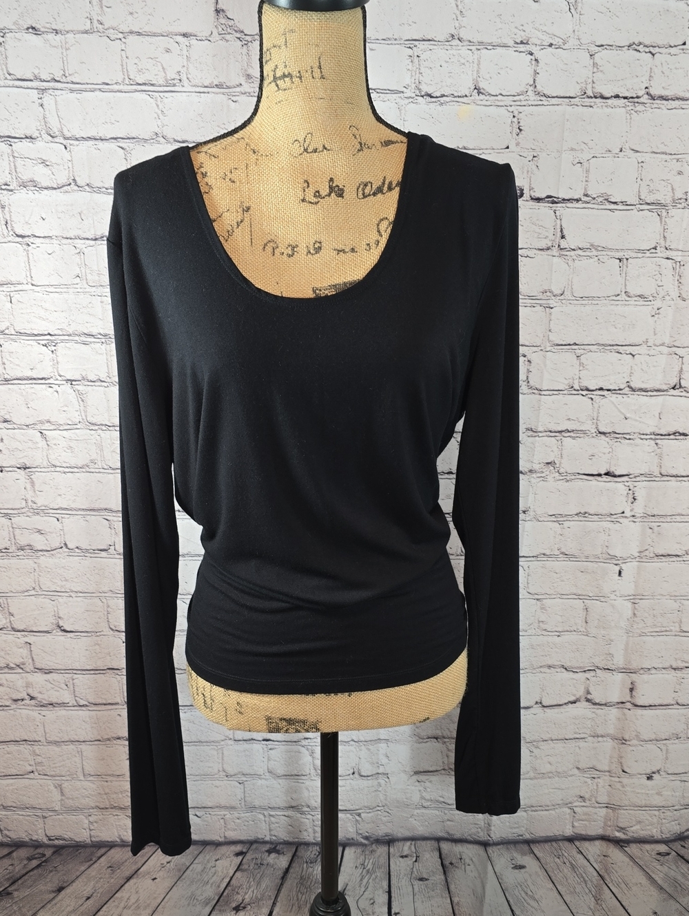 Fabletics 'Karen Tee' Long-Sleeve Scoop Neck Tie-Back Top Size XXL/14-16 NWT